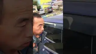Уже два года эта машина стоит у одного автомастера, а владелец всё ещё приезжает напоминать