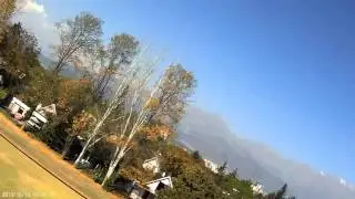F4f contra la única silla de toda la wea!!!!
