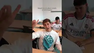 Cuando vas al mismo colegio que tu hermana