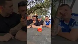 Probando suströmming. Capítulo 6