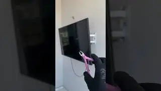 The trick that turns ANY TV into a Smart TV 😱