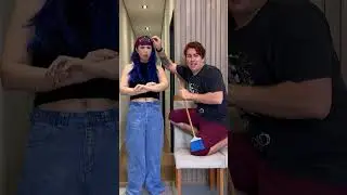ELA ATACA NOVAMENTE...