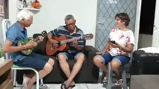 Trio parada dura Beijinho Doce