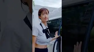 She Can Never Open The Right Car Door 😮
