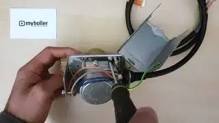 How to remove a Honeywell type 2 port Zone Valve head