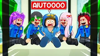 VENGO RAPITO DA 4 POLIZIOTTE SU BROOKHAVEN ROBLOX!!