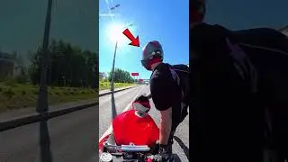 Se a 300 ti si para davanti una macchina👀