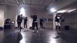 Quick Crew - In Your Arms by Nico and Vinz (Black Star Elephant Session part#02)