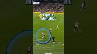 Gnabry voll im Captain-Modus | Sportschau #shorts