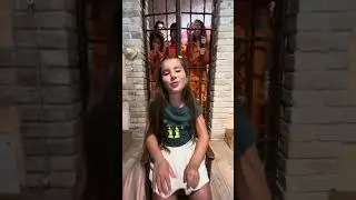 Ragazzi il nostro peggior incubo giuro è stato sentirla cantare tutto il giorno 😭