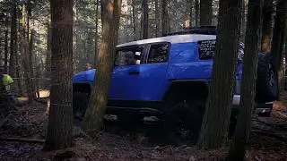 FJ Cruiser takes on the woods course