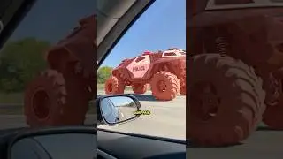 Quem tem o melhor carro de POLICIA? 🤔🚔