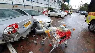 מזירת האירוע ביבנה - נהגת איבדה שליטה, צילום: דוברות איחוד הצלה